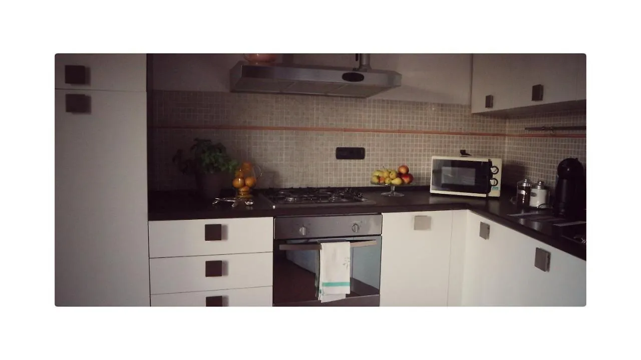 Gori 11 Apartment Sarzana