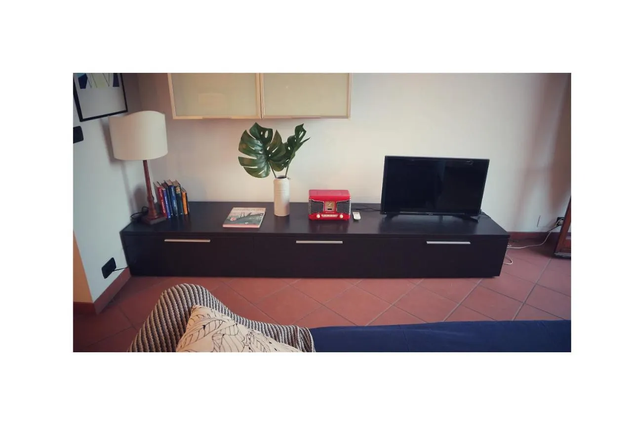 Gori 11 Apartment Sarzana